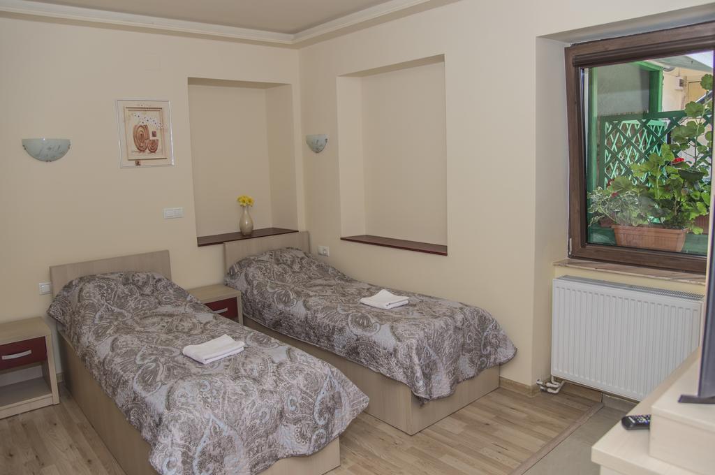 Casa Mots Hotel Sibiu Exterior photo